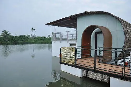 Resort Boche Island - Kumbalangi Hotel Kochi